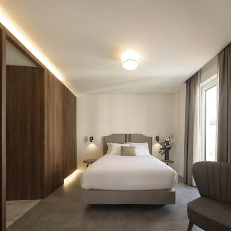 Serviced - Avenida Apartment *
