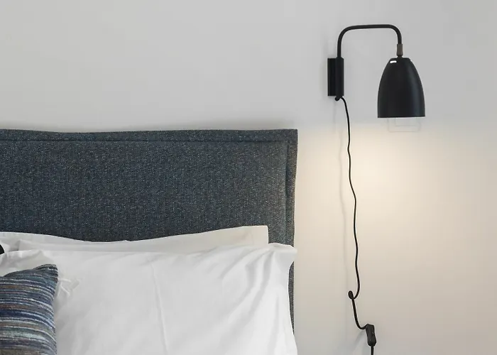 Lsa Restauradores By Numa * Lisboa