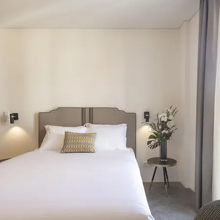 Serviced - Avenida Apartment Lisbon