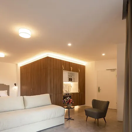 Serviced - Avenida Apartment Lisbon